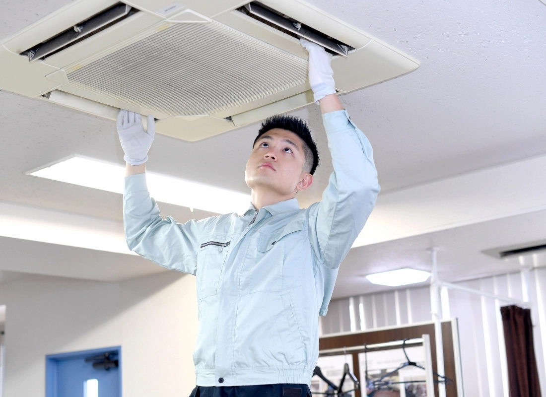 エアコンの分解