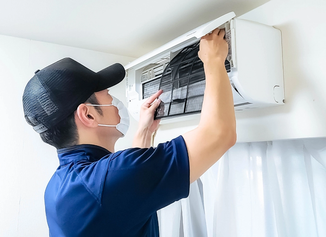 エアコンのフィルター掃除